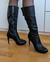 Hohe Schwarze Lederstiefel Gr. 41 Calvin Klein Berlin - Wilmersdorf Vorschau