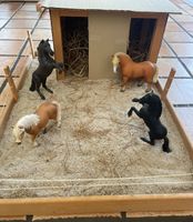 Schleich/Bullyland Pferde mit Offenstall Schleswig-Holstein - Bordesholm Vorschau