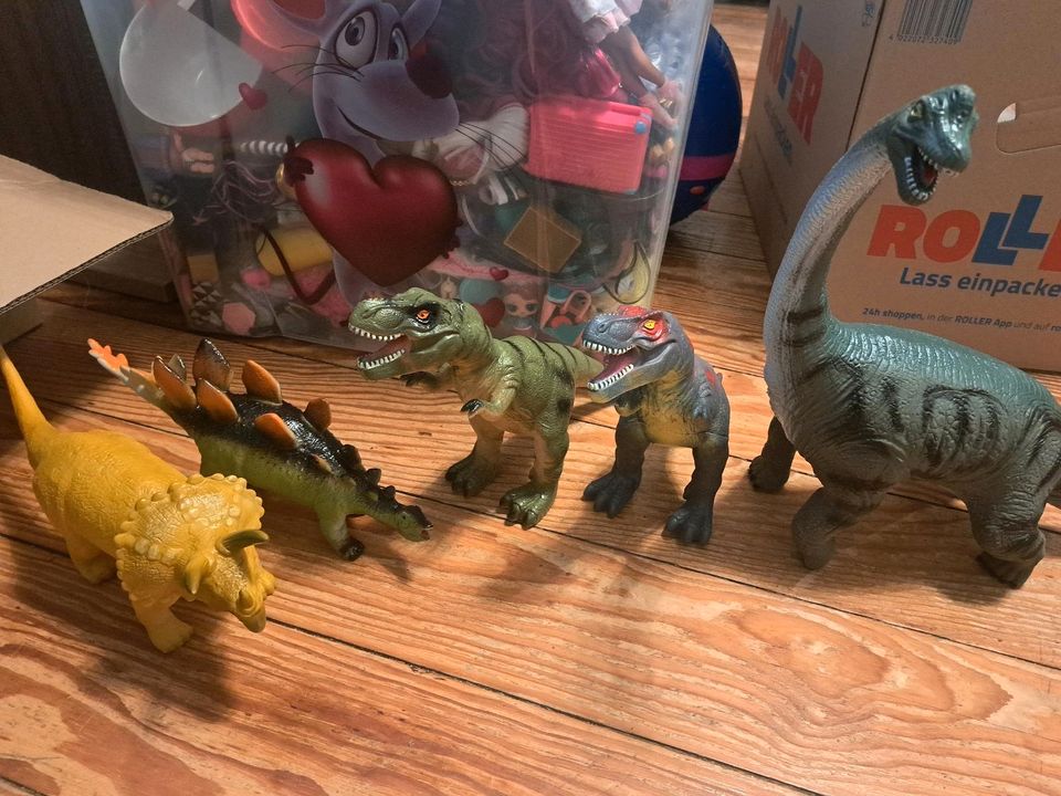 Dinosaurier Spielzeug in Elmshorn