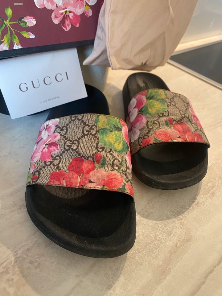 Gucci Pantoletten in Solingen