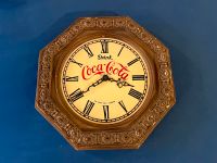 Vintage Coca Cola Wanduhr, Bardekoration, Uhrwerk defekt Nordrhein-Westfalen - Schalksmühle Vorschau