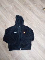 Sweatjacke ellesse Teddybär Gr. 140/146 Hessen - Hüttenberg Vorschau