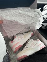 British Knights Sneaker/ Sportschuhe neu Größe 36/37 weiß rosa Nordrhein-Westfalen - Delbrück Vorschau