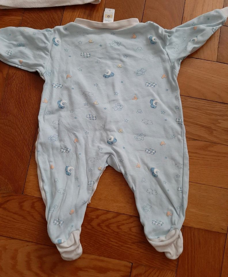 Babyset Gr.62 Shirt, Schlafanzug, Zipper, Strumpfhose in München