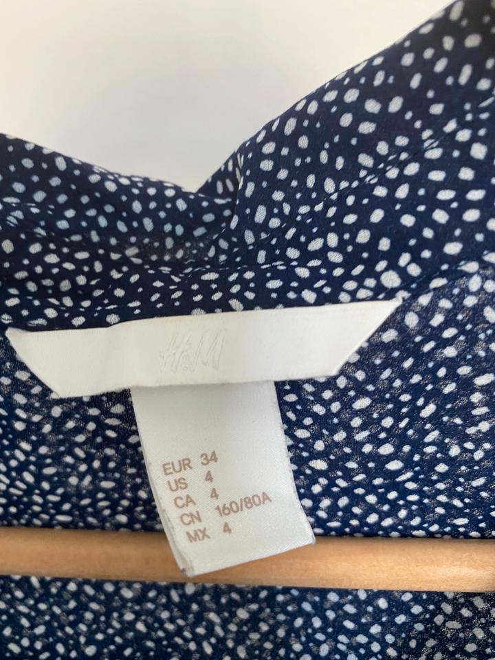 H&M Bluse 34 Sommerbluse Tunika blau luftig leicht Oberteil in Berlin