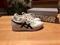 Asics Sneaker, Sportschuhe, Turnschuhe Niedersachsen - Ahnsbeck Vorschau