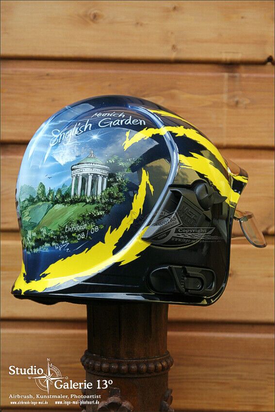 Airbrush für Motorradhelm / Helm Grafik & Design und vieles mehr. in Reisbach