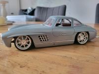 Mercedes 300 sl Modellauto   1:18 Brandenburg - Perleberg Vorschau