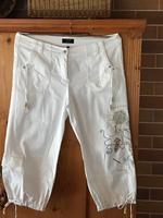 Wunderschöne caprihose mit Stickereien Bayern - Feuchtwangen Vorschau