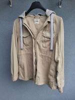 Superdry Rookie Jacke Farbe kaki (beige) Gr. M (40) Nordrhein-Westfalen - Leverkusen Vorschau