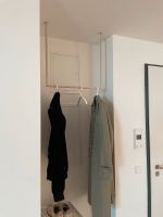 Beige Garderobe / Kleiderstange von Metallbude Stuttgart - Stuttgart-Mitte Vorschau