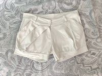 Weiße Shorts Beach Shorts Damen Sommershorts XS-S Frankfurt am Main - Ostend Vorschau