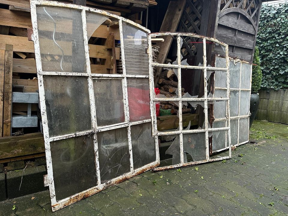 3 alte Gusseiserne Fenster, Stallfenster in Uetersen