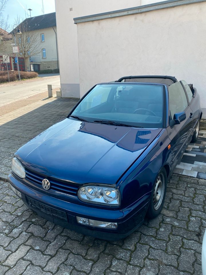 VW Golf 3 Cabrio in Mühlhausen-Ehingen