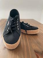 Superga schwarz Gr. 42 Nordrhein-Westfalen - Willich Vorschau