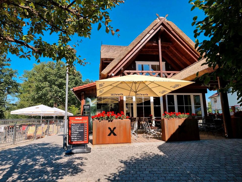 Servicekraft/Restaurantfachkraft/Kellner-Tagschicht-Voll/Teilzeit in Burg (Spreewald)