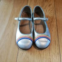 Mini Boden Spangenschuhe Ballerinas Gr. 32 Regenbogen festlich Hamburg-Nord - Hamburg Winterhude Vorschau