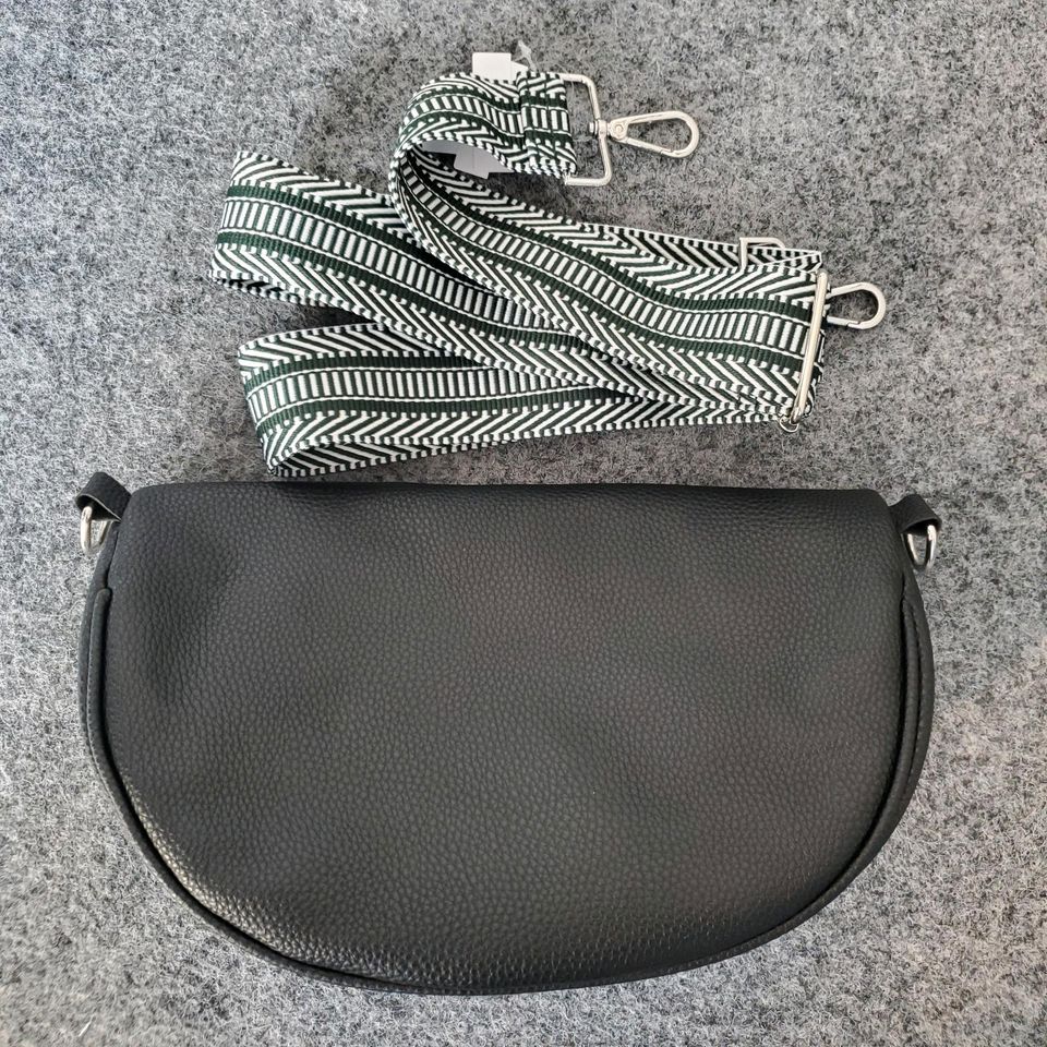 Crossbody Bag schwarz - groß - in Dresden