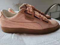 NEU Puma Basket Heart VS Sneaker low Gr.40 Bayern - Erding Vorschau