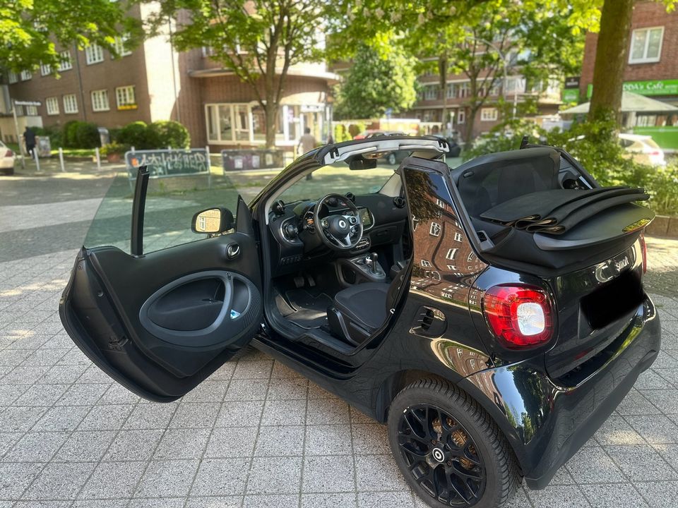 Smart 453 Cabrio 90 PS FULL BLACK ❗️❗️❗️ in Hamburg