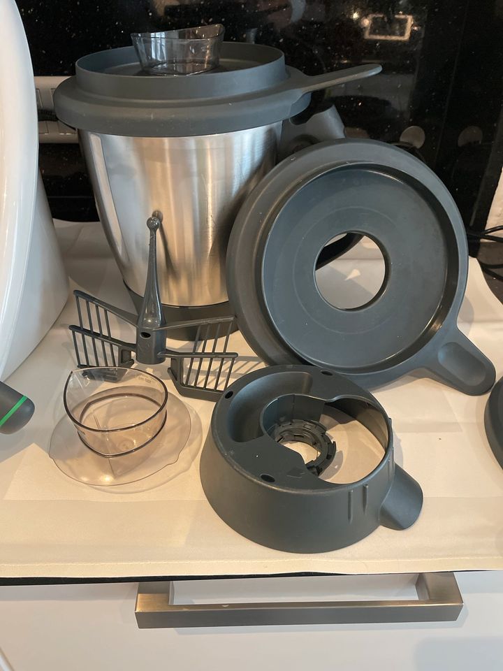 Super Set !! Thermomix TM5!! inkl. Cook-key.2. Topf Extra Zubehör in Ramstein-Miesenbach