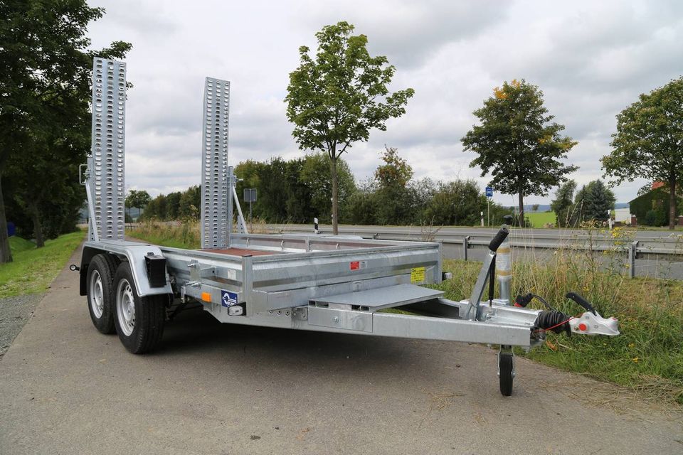 NEU Baumaschinentransporter Blyss Anhänger 350x180cm 3000kg zGG in Seesen