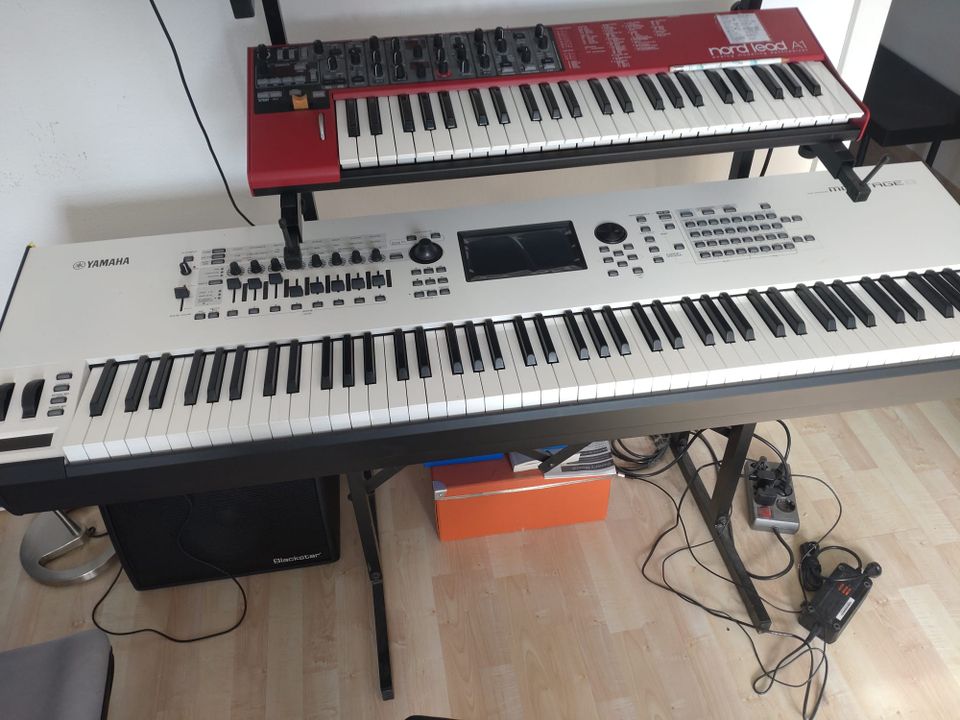 Yamaha Montage 8 Keyboard Synthesizer Stagepiano wie neu! in Ingolstadt