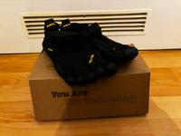 Vibram Fivefingers W 148 KSO Schwarz Größe 38 Friedrichshain-Kreuzberg - Friedrichshain Vorschau
