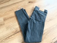 Neuw. Sommer Jeans Zara 7/8 dunkelgrau Gr. S / 36 Slim fit Saarland - Schmelz Vorschau