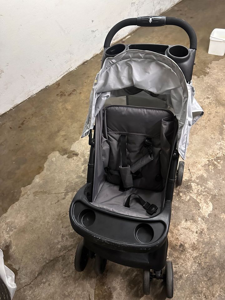 Kinderwagen zu verkaufen in Langwedel