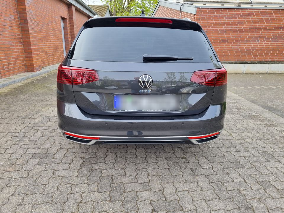 VW Passat Hybrid in Düsseldorf