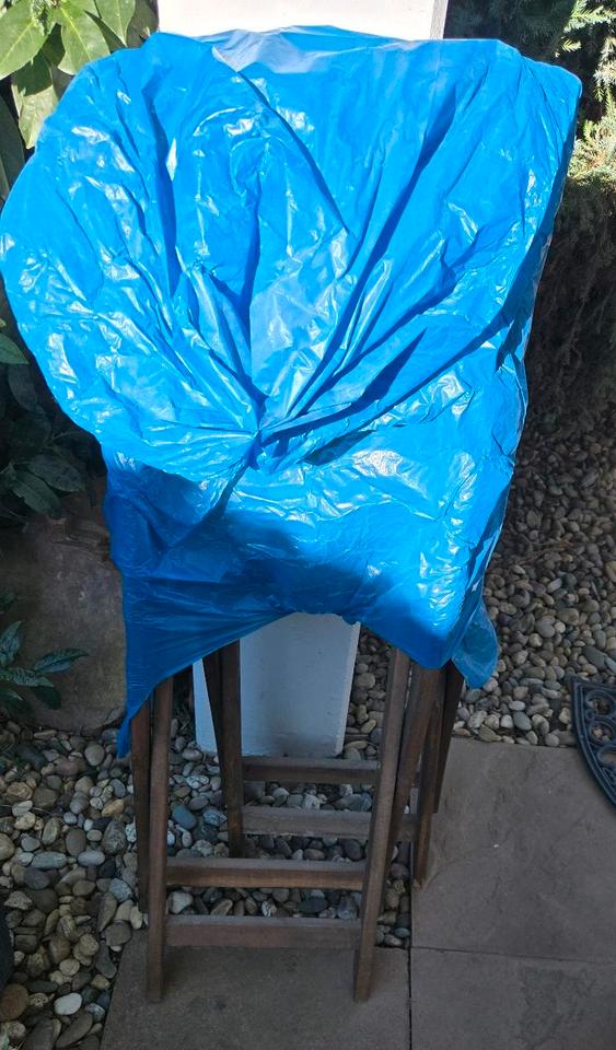 Zu verschenken ,gebrauchte Gartenmöbel für 4 Personen in Trechtingshausen
