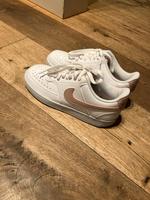Nike NIKE DAMEN FREIZEITSCHUHE COURT VISION LOW NEXT NATURE Niedersachsen - Embsen Vorschau