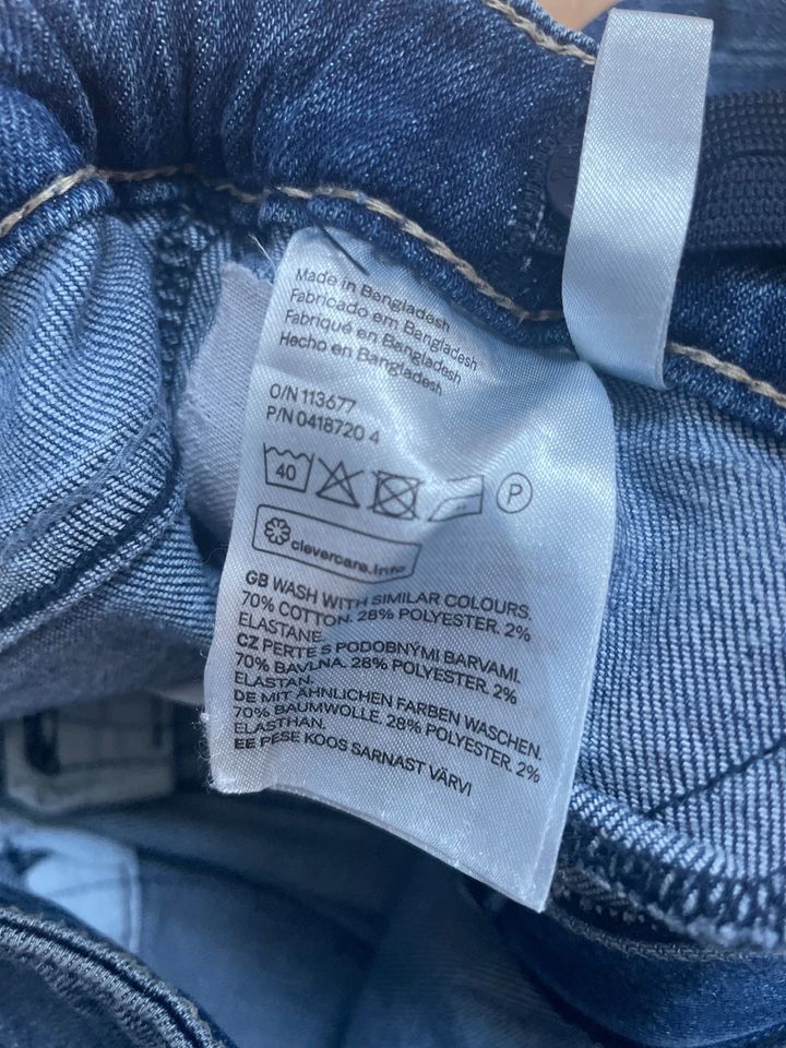 H&M Skinny Fit Denim Jeans Hose Gr. 140 in Panketal