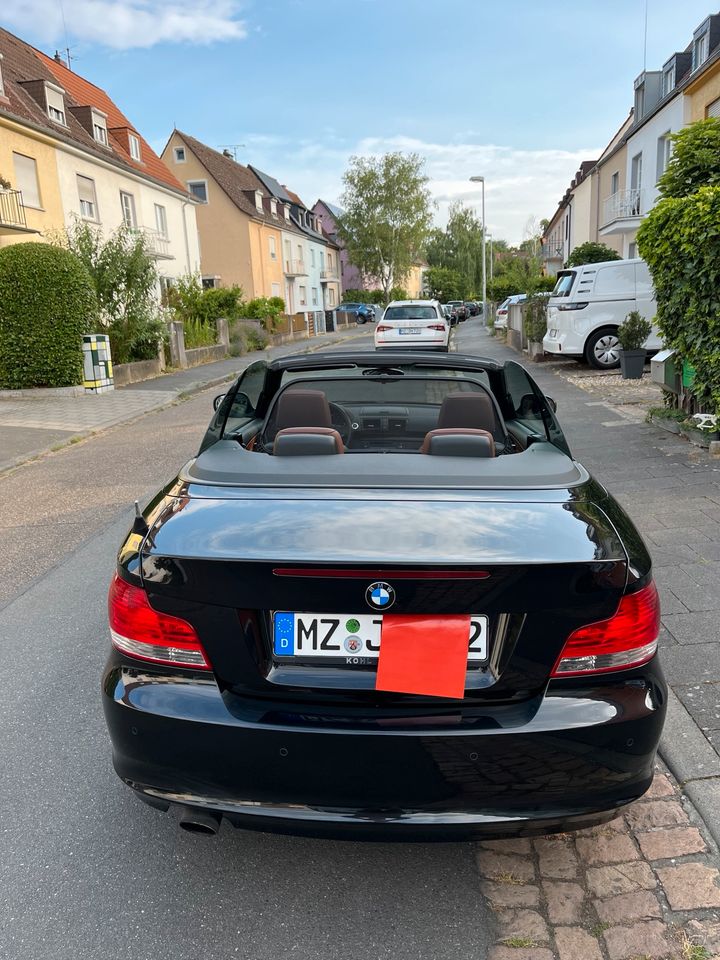 1er BMW Cabrio mit Klima + AHK TÜV NEU in Mainz