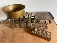 Antike Gusseisen Waage mit Gewichten vintage München - Laim Vorschau