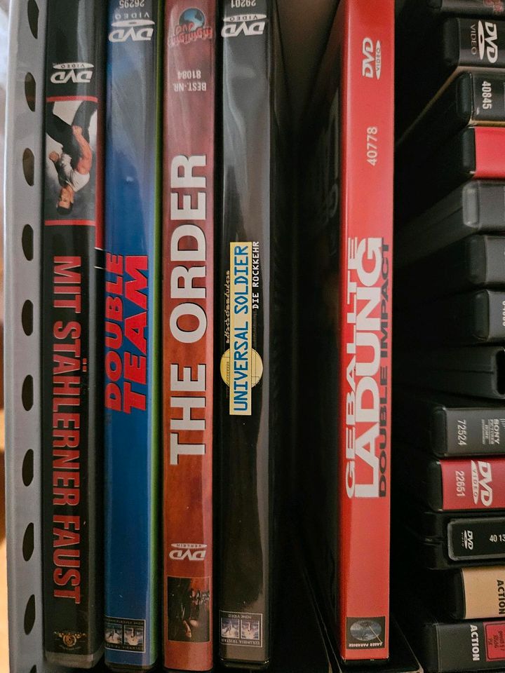Van Damme Sammlung DVD in Lage