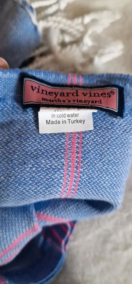 Tuch von vineyard vines in München