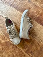 GUESS Sneaker Damen Gold Glitzer Gr. 36 Neuwertig Stuttgart - Zuffenhausen Vorschau