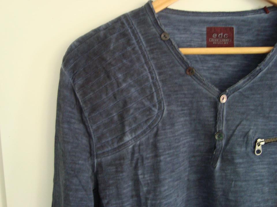 Esprit modisches Langarm-Shirt viele Details Used Look blau NEU in Köln