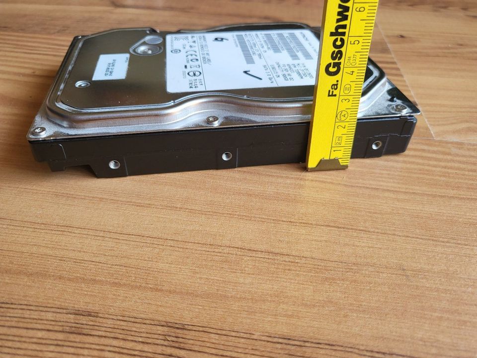 3,5" Festplatte Computer HDD Hitachi HDS721050CLA362 500GB SATA in Übersee
