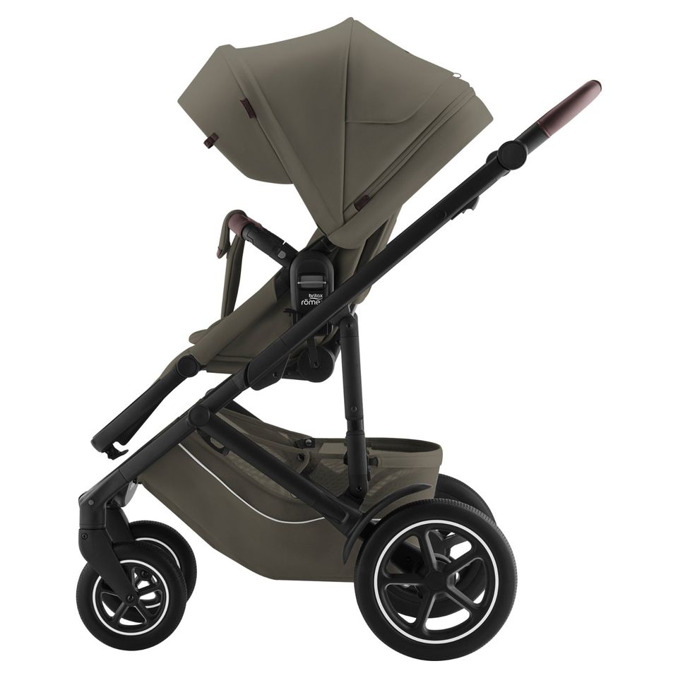 Britax Römer SMILE 5Z - 3in1 Kinderwagen-Set - Urban Olive LUX - inkl. Babywanne + Sportsitz + BABY-SAFE PRO + XXL-Zubehörpaket - NEU in Fulda