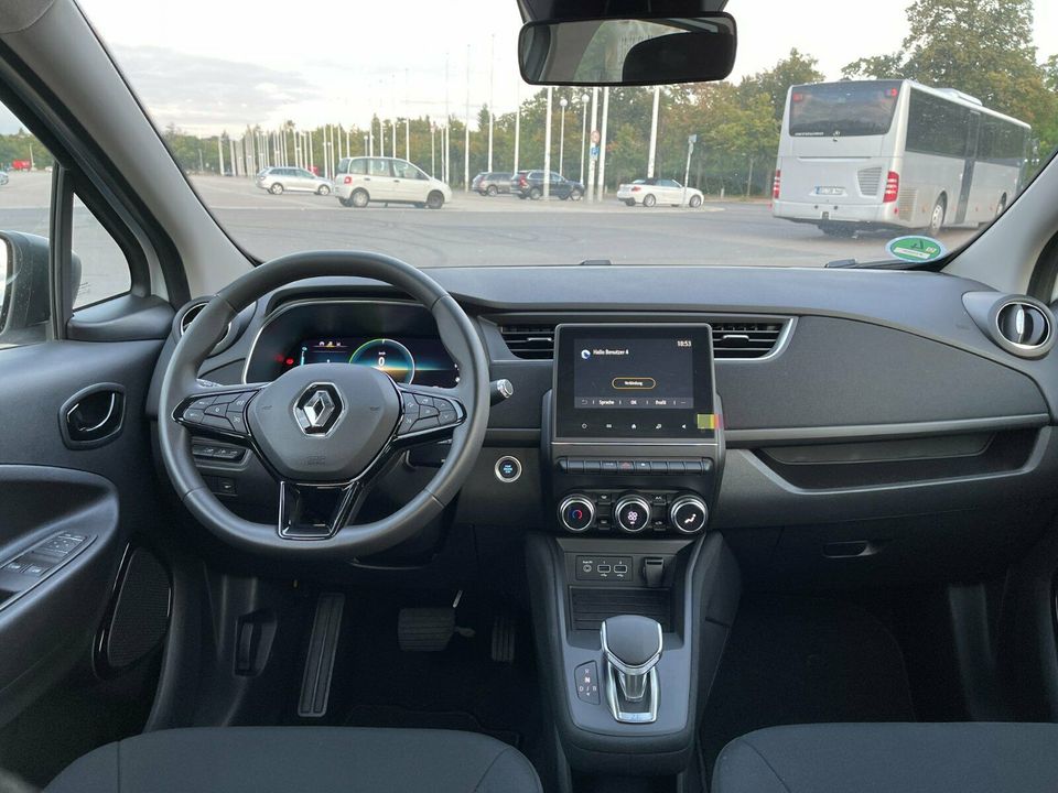 Renault ZOE  Automatik 2021 Autovermietung Mietwagen Automieten Rent a car in Berlin