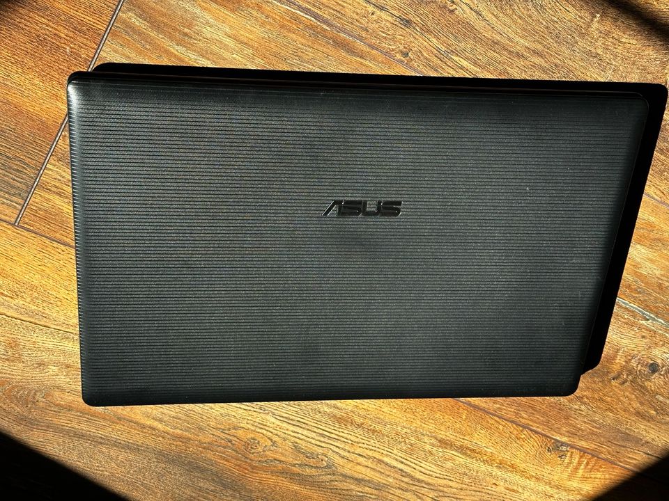 Laptop Asus F75A TY205H in Bonn