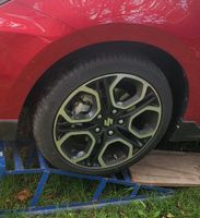 Suzuki Swift Sport Original OE Reifen+Felgen Set 195/45 R17 Nordrhein-Westfalen - Telgte Vorschau