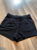 Schwarze Schnürshorts Gr 36 Amisu S Damen Bayern - Ortenburg Vorschau