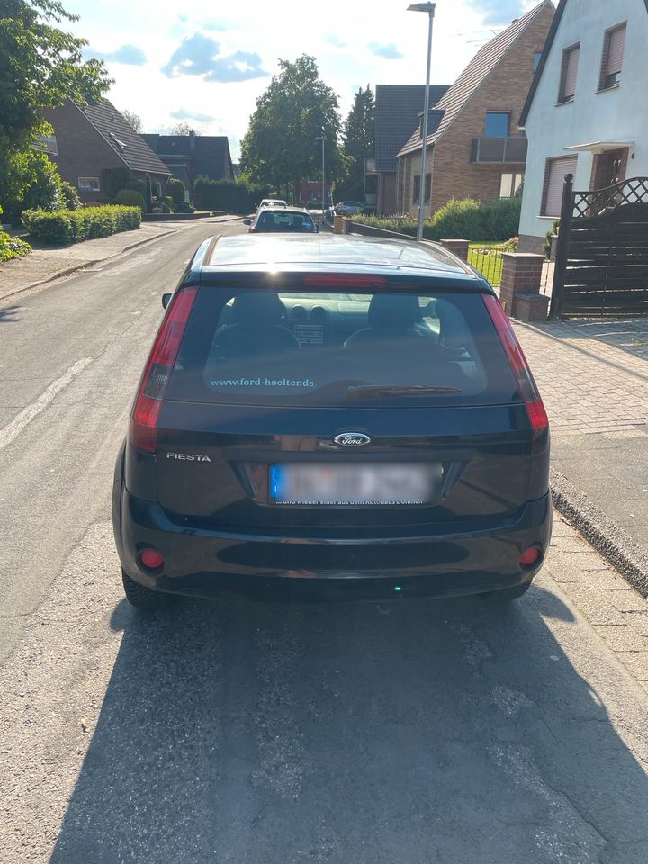 Ford Fiesta, Top Zustand, 2. Hand in Gelsenkirchen