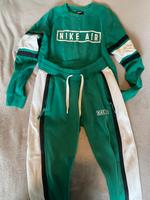 Nike Air Sport Anzug Größe XS/S Kreis Pinneberg - Tornesch Vorschau