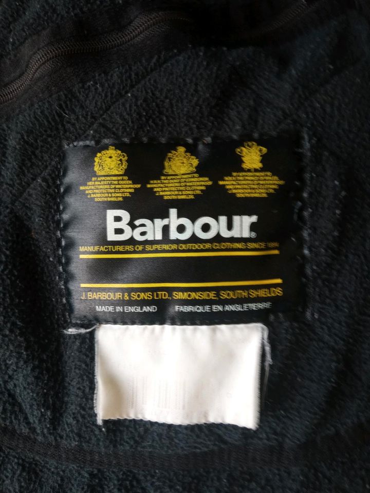 Barbour Steppjacke in Altenholz