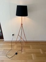 Stehlampe Kupfer, schwarzer eleganter Schirm Bremen - Schwachhausen Vorschau